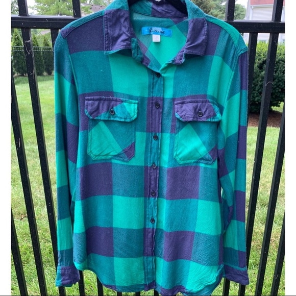 Francesca’s plaid button down
Size: Small - Picture 2 of 6